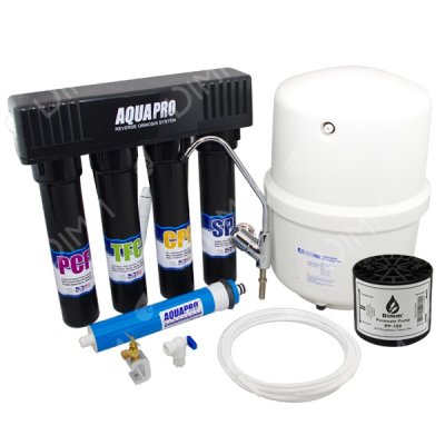 Osmoseur 680 noir - 100 GPD (380 L/j) avec pompe permeat